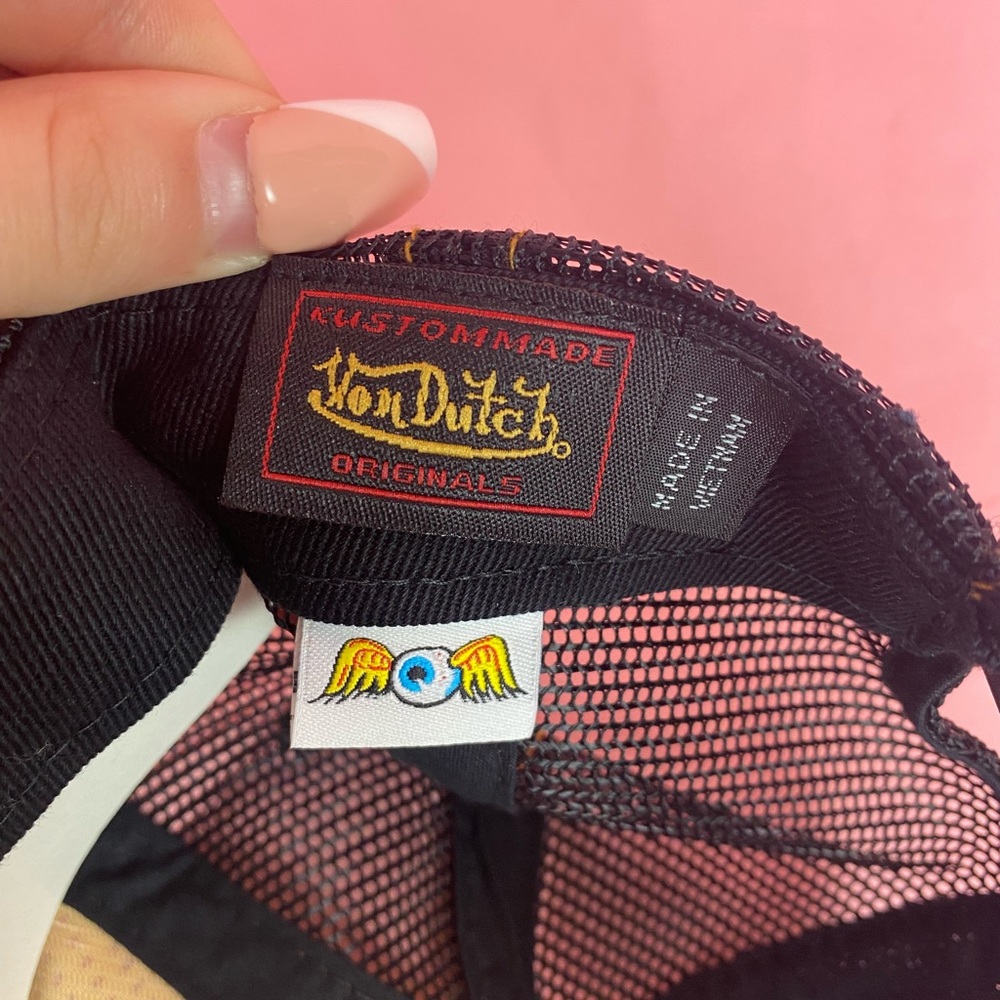 ❌SOLD-DEPOP❌ Von Dutch NEW Floral Trucker Hat - Picture 6 of 6